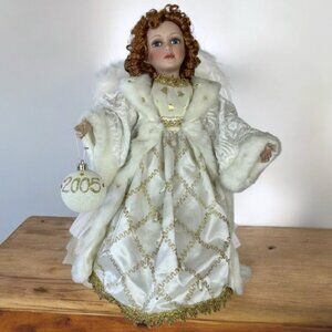 Porcelain Angel Doll Vintage Christmas 05 Red Auburn Hair w/Stand White Gold 19”